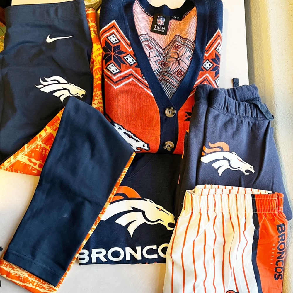 Women’s Denver Broncos Apparel - 5 pieces, Size S/M